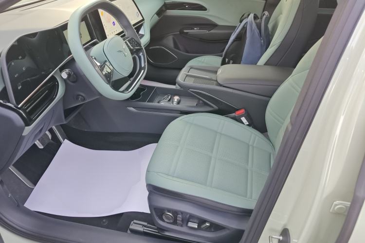 Used Hongqi EH7 2024 760 Pro+ Four-Wheel Drive Version Left Front Seat