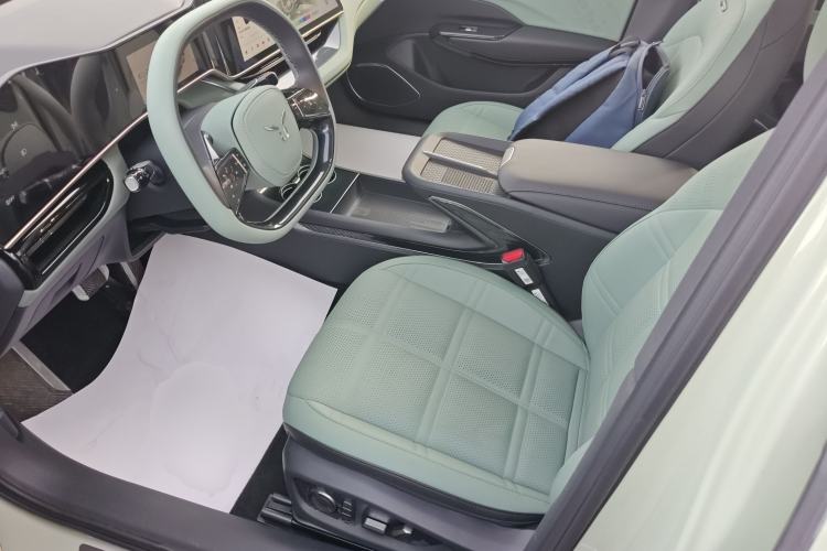 Used Hongqi EH7 2024 690 Pro Left Front Seat