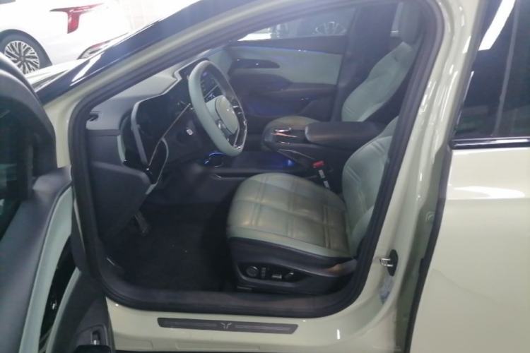 Used Hongqi EH7 2024 820 Pro Left Front Seat