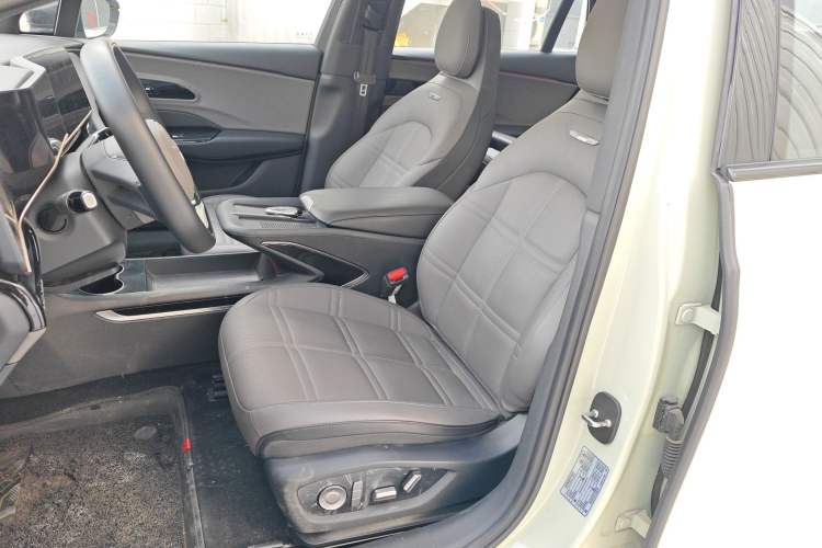 Used Hongqi EH7 2024 690 Pro Left Front Seat