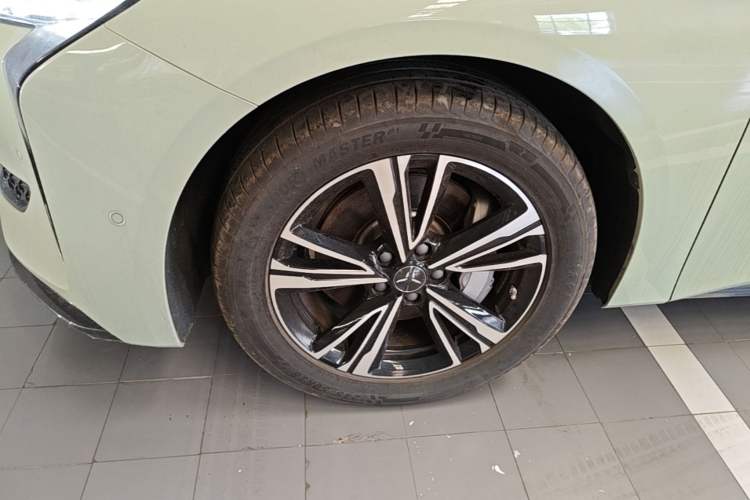 Used Hongqi EH7 2024 820 Pro Left Front Wheel Hub
