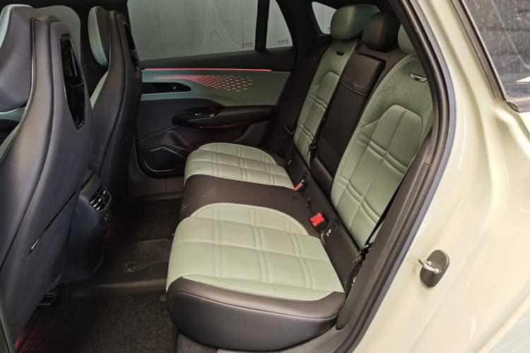 Used Hongqi EH7 2024 820 Pro Left Rear Seat