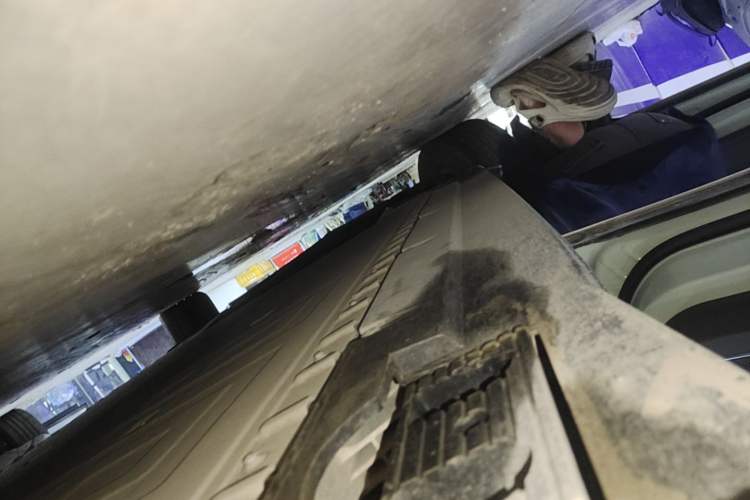 Used Hongqi EH7 2024 820 Pro Left Side Sill