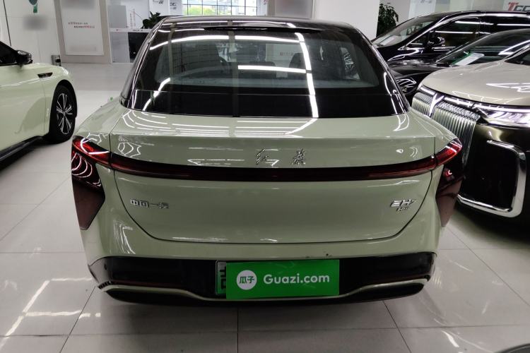 Used Hongqi EH7 2024 690 Pro Rear
