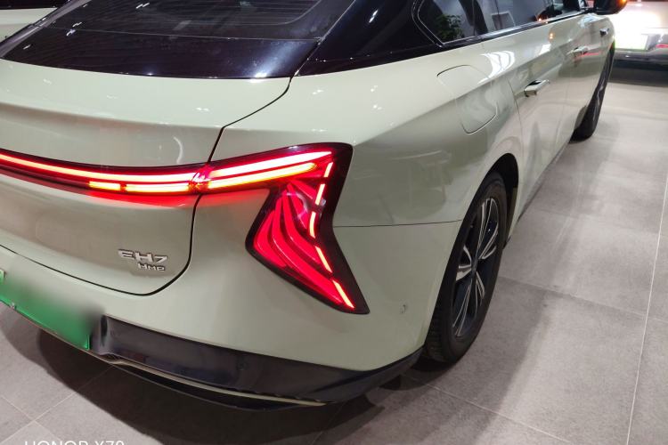 Used Hongqi EH7 2024 690 Pro Right Rear Taillight