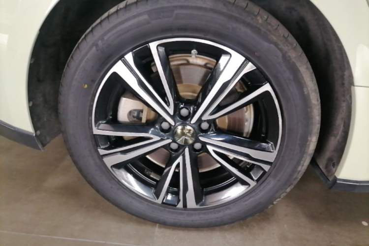 Used Hongqi EH7 2024 820 Pro Right Rear Wheel Hub
