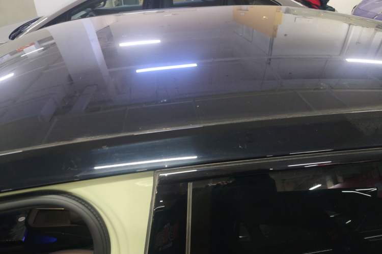 Used Hongqi EH7 2024 760 Pro+ Four-Wheel Drive Version Roof