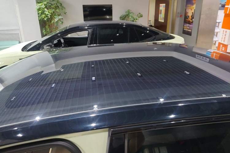 Used Hongqi EH7 2024 690 Pro Glory Edition Roof