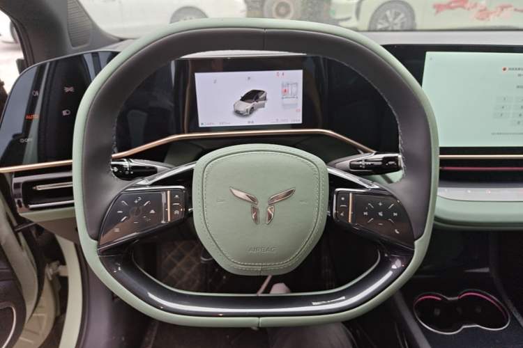 Used Hongqi EH7 2024 820 Pro Steering Wheel
