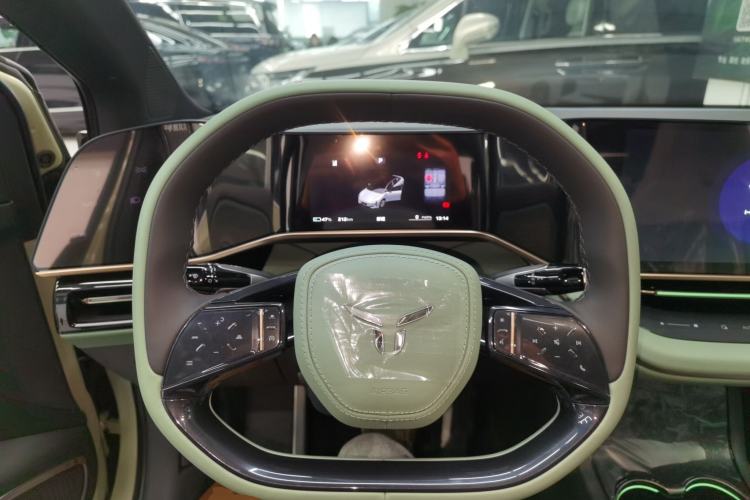 Used Hongqi EH7 2024 640 Pro+ All-Wheel Drive Steering Wheel