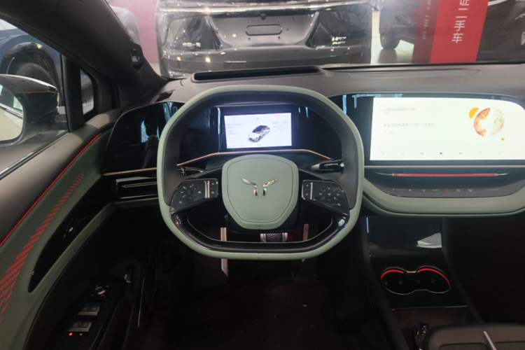 Used Hongqi EH7 2024 760 Pro+ Four-Wheel Drive Version Steering Wheel