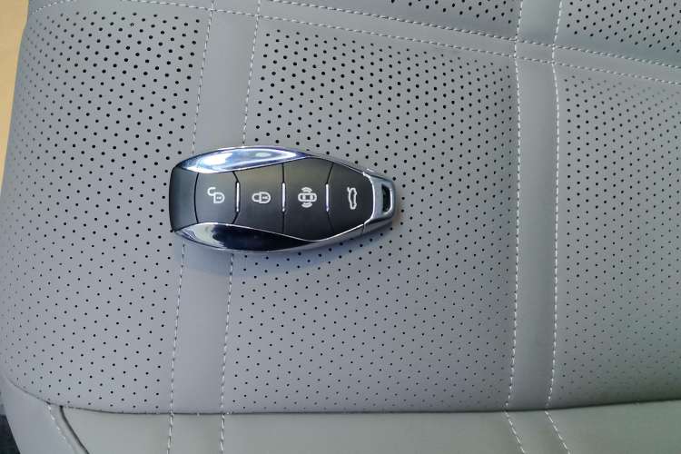 Used Hongqi EH7 2024 690 Pro Vehicle Key