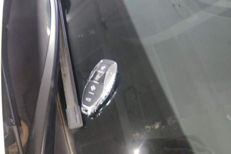 Used Hongqi EH7 2024 760 Pro+ Four-Wheel Drive Version Vehicle Key