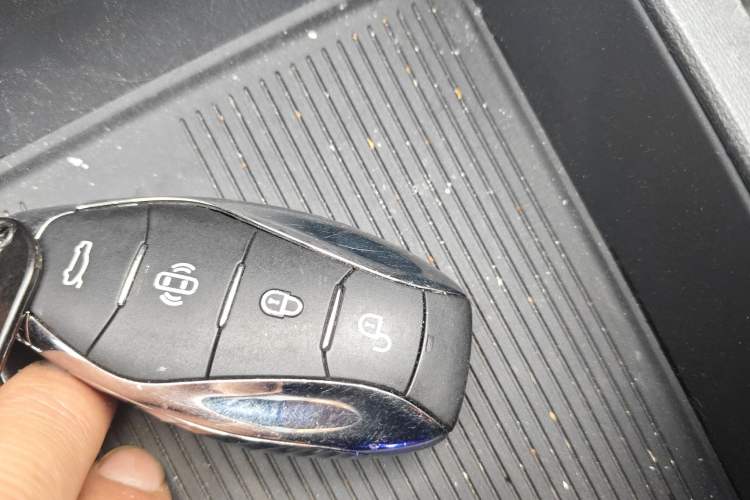 Used Hongqi EH7 2024 690 Pro Vehicle Key