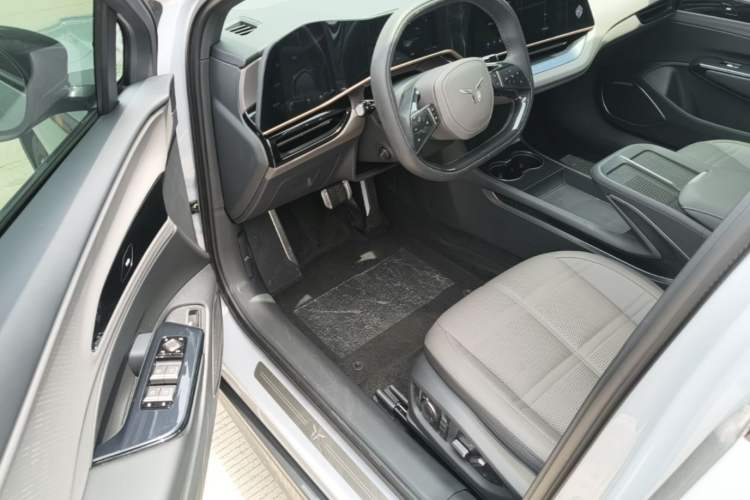 Used Hongqi EH7 2024 760 Pro+ Four-Wheel Drive Version Driver Seat