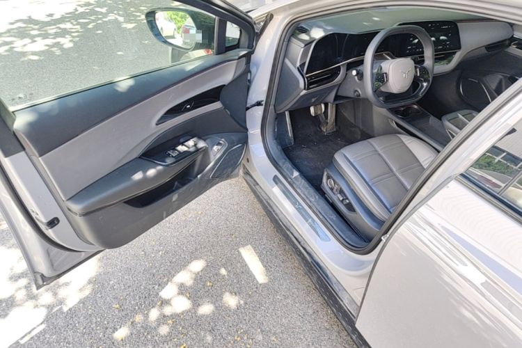 Used Hongqi EH7 2024 760 Pro+ Four-Wheel Drive Version Driver Seat