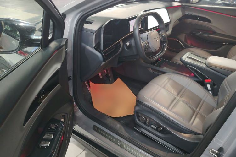 Used Hongqi EH7 2024 690 Pro Driver Seat