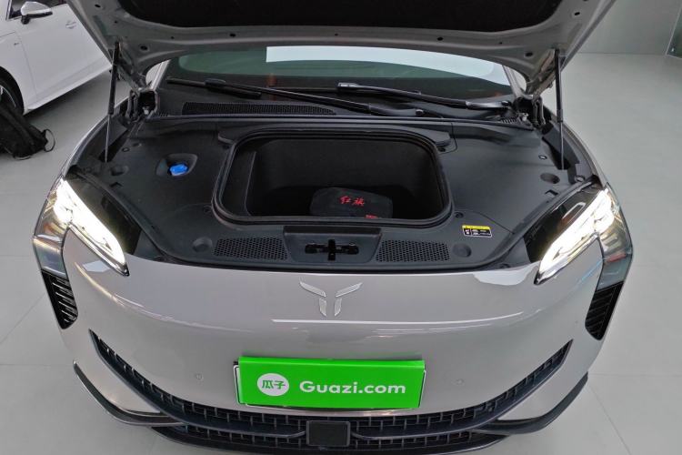 Used Hongqi EH7 2024 820 Pro Engine Bay