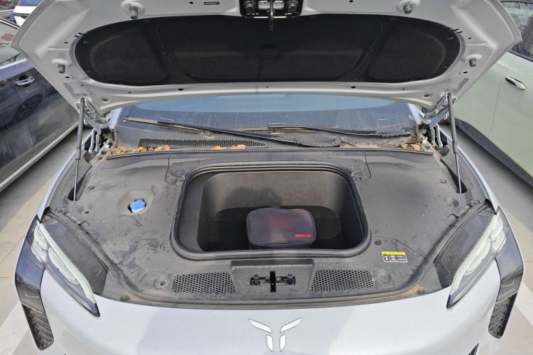 Used Hongqi EH7 2024 690 Pro Engine Bay
