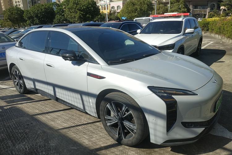 Used Hongqi EH7 2024 690 Pro Exterior 1
