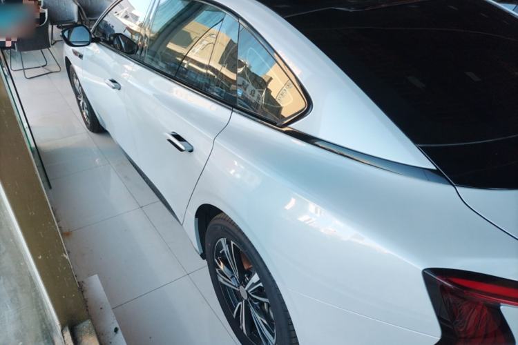 Used Hongqi EH7 2024 690 Pro Exterior 3