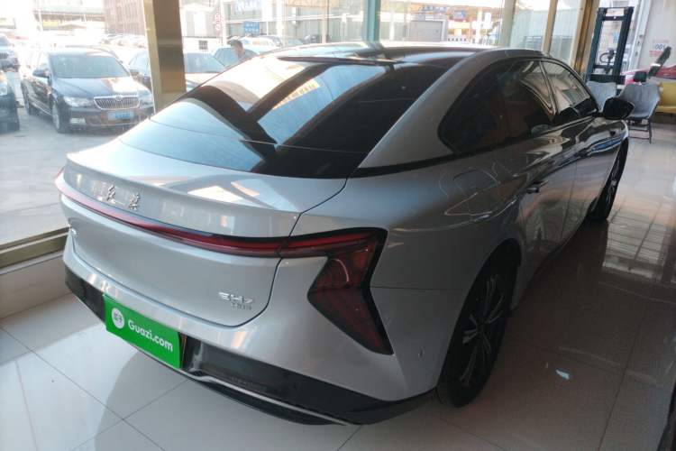 Used Hongqi EH7 2024 690 Pro Exterior 5
