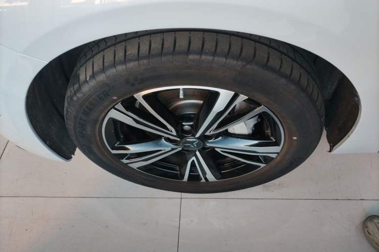 Used Hongqi EH7 2024 690 Pro Exterior 7