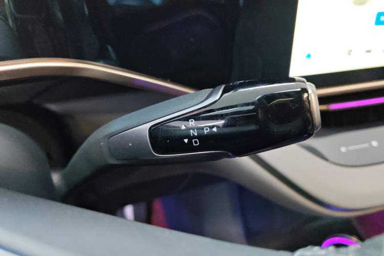 Used Hongqi EH7 2024 820 Pro Gear Lever