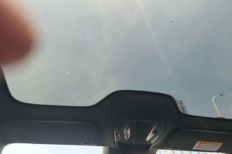 Used Hongqi EH7 2024 760 Pro+ Four-Wheel Drive Version Headliner