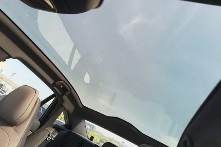 Used Hongqi EH7 2024 760 Pro+ Four-Wheel Drive Version Headliner
