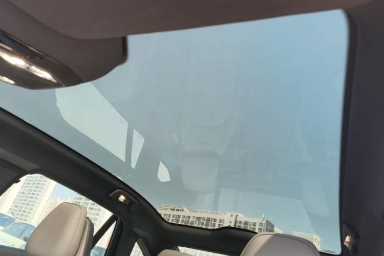 Used Hongqi EH7 2024 760 Pro+ Four-Wheel Drive Version Headliner