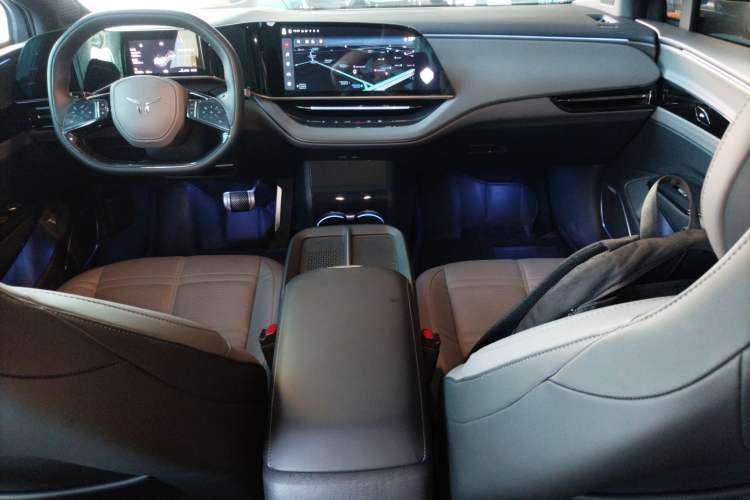 Used Hongqi EH7 2024 690 Pro Interior 2