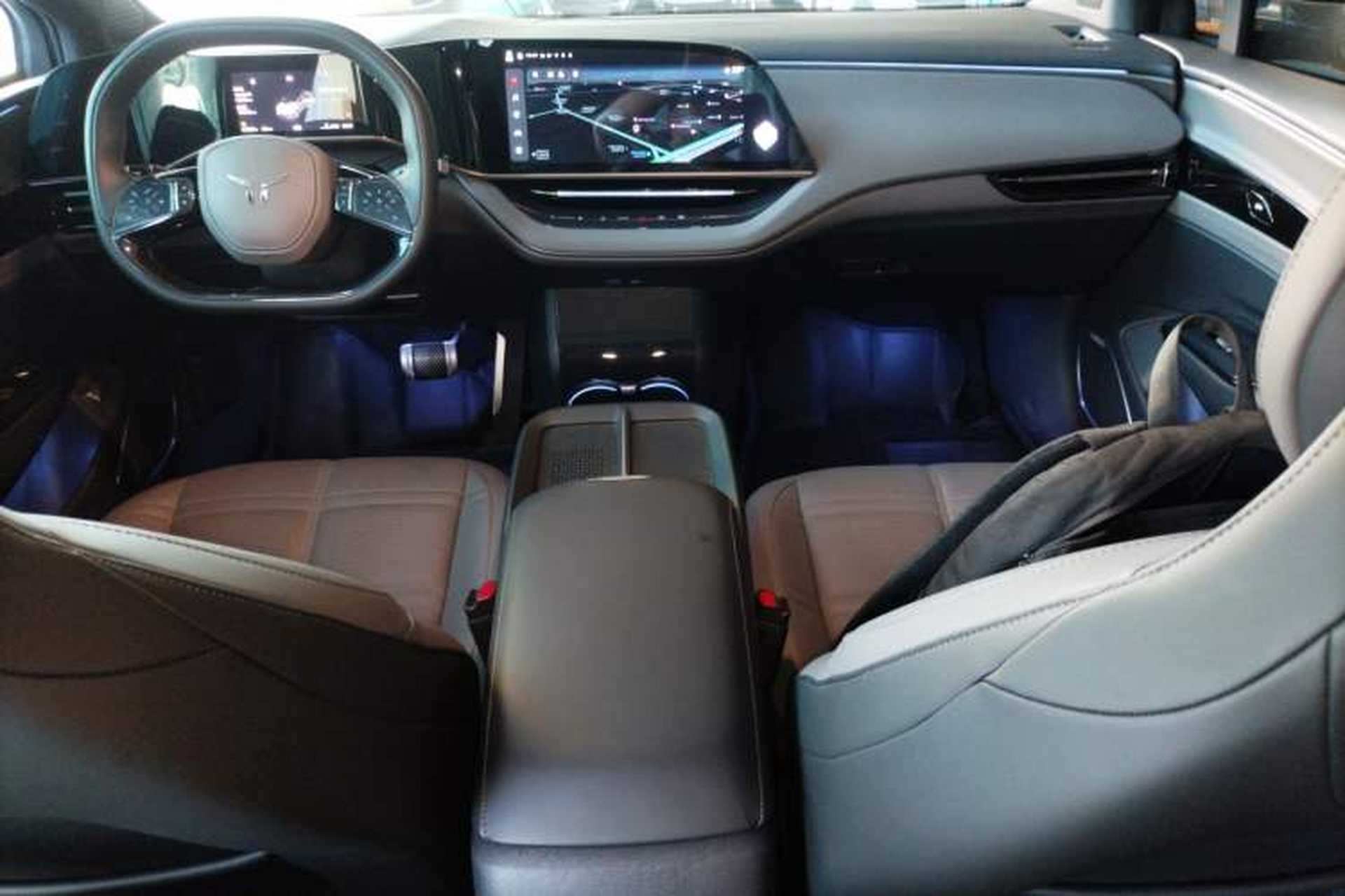 Used Hongqi EH7 2024 690 Pro Interior 2