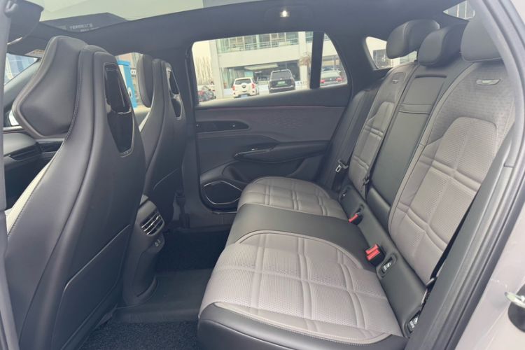 Used Hongqi EH7 2024 760 Pro+ Four-Wheel Drive Version Interior 3