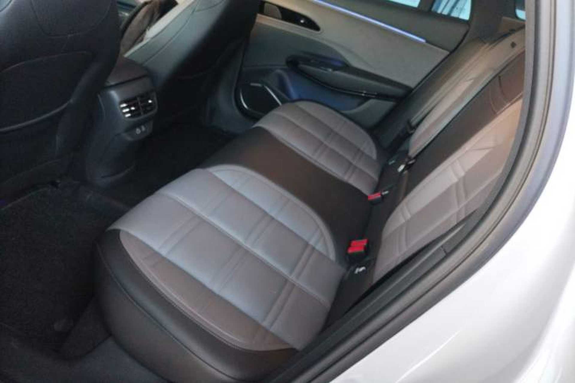Used Hongqi EH7 2024 690 Pro Interior 4