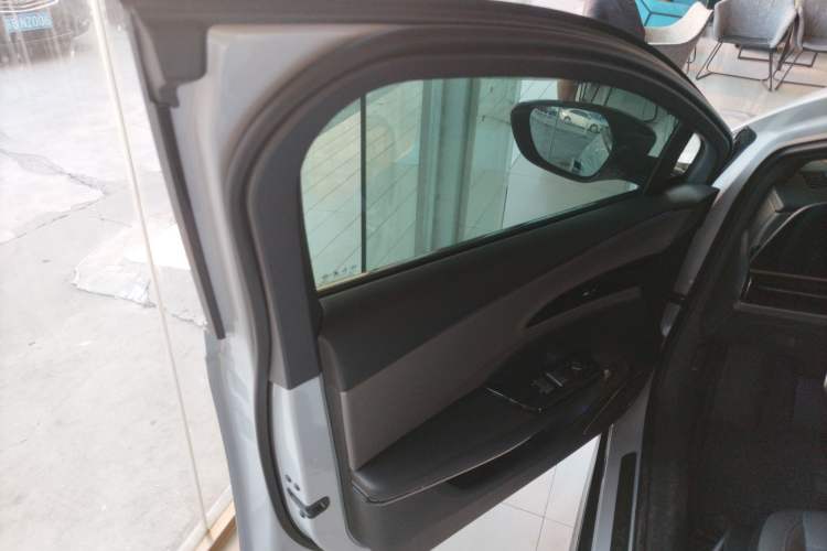 Used Hongqi EH7 2024 690 Pro Interior 7