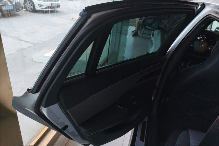 Used Hongqi EH7 2024 690 Pro Interior 8