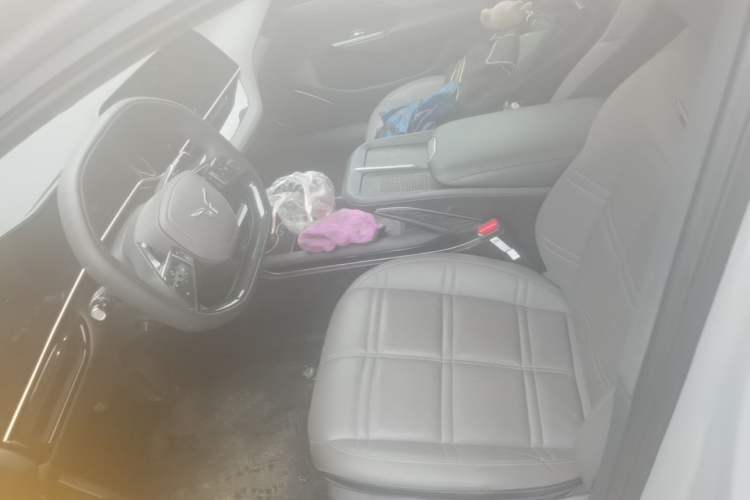 Used Hongqi EH7 2024 760 Pro+ Four-Wheel Drive Version Left Front Seat