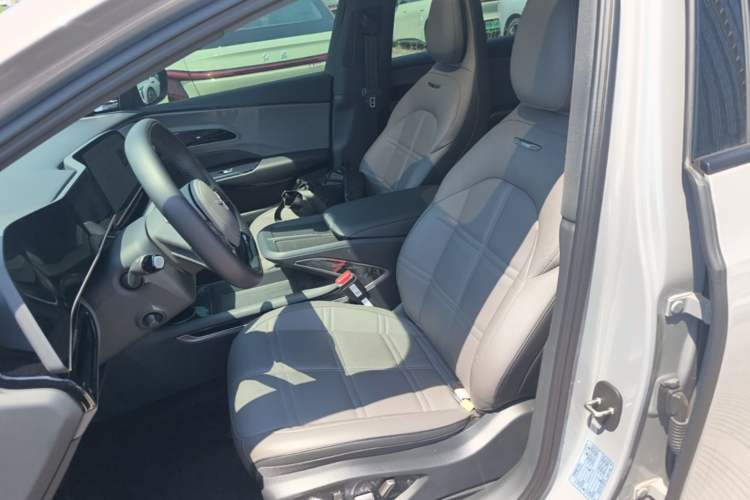 Used Hongqi EH7 2024 760 Pro+ Four-Wheel Drive Version Left Front Seat