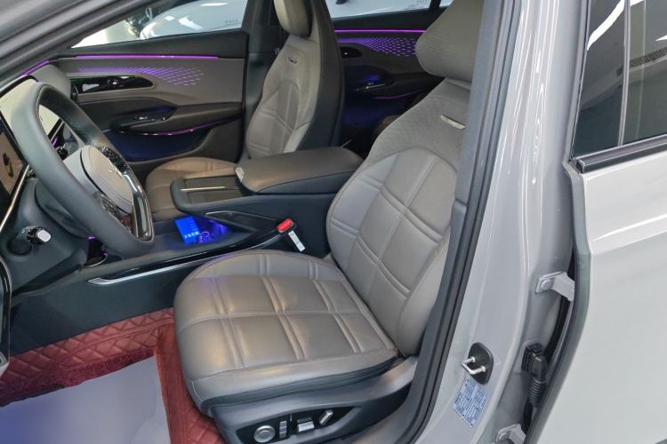 Used Hongqi EH7 2024 820 Pro Left Front Seat