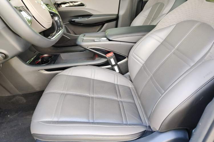 Used Hongqi EH7 2024 760 Pro+ Four-Wheel Drive Version Left Front Seat