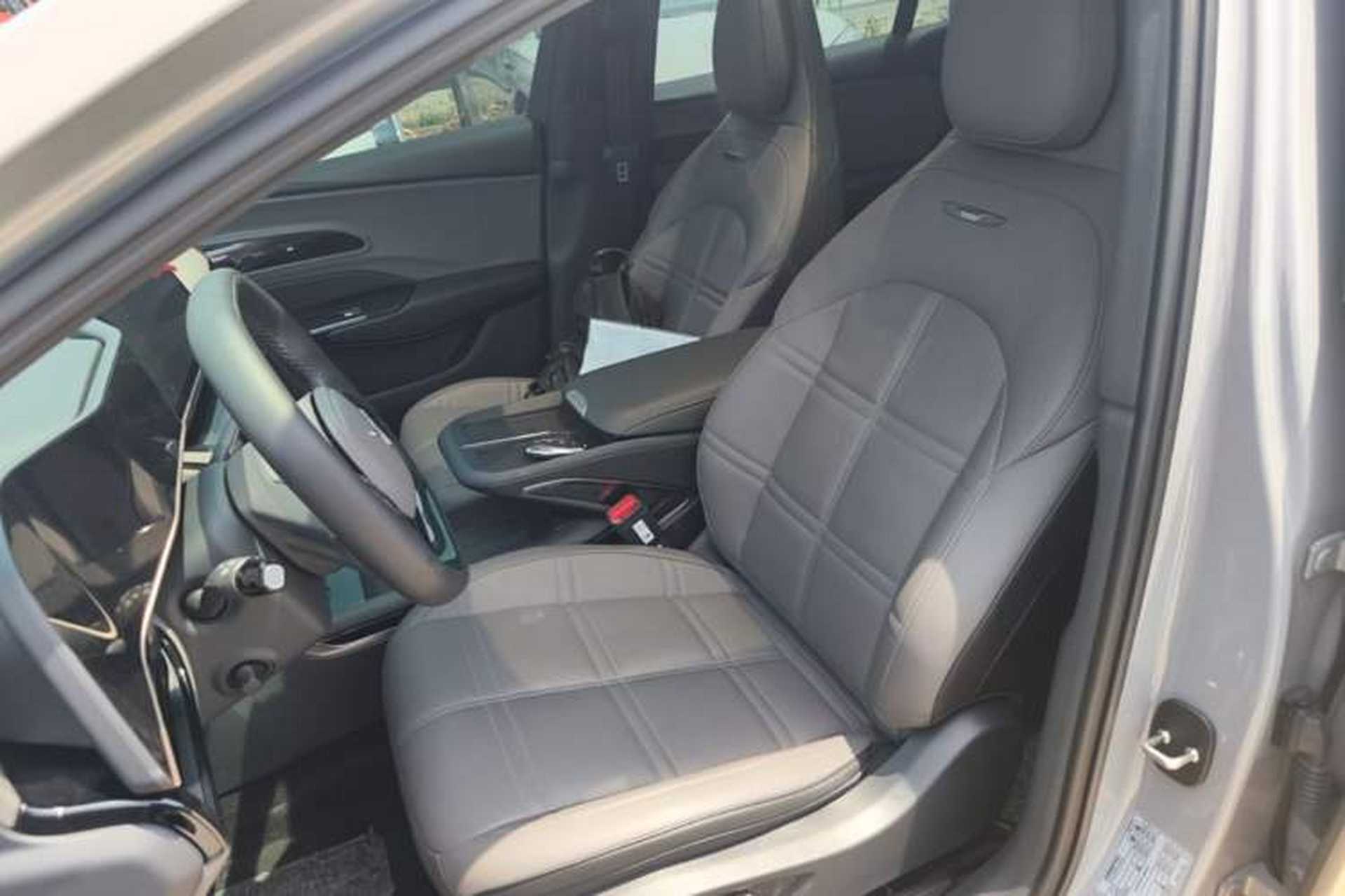 Used Hongqi EH7 2024 760 Pro+ Four-Wheel Drive Version Left Front Seat