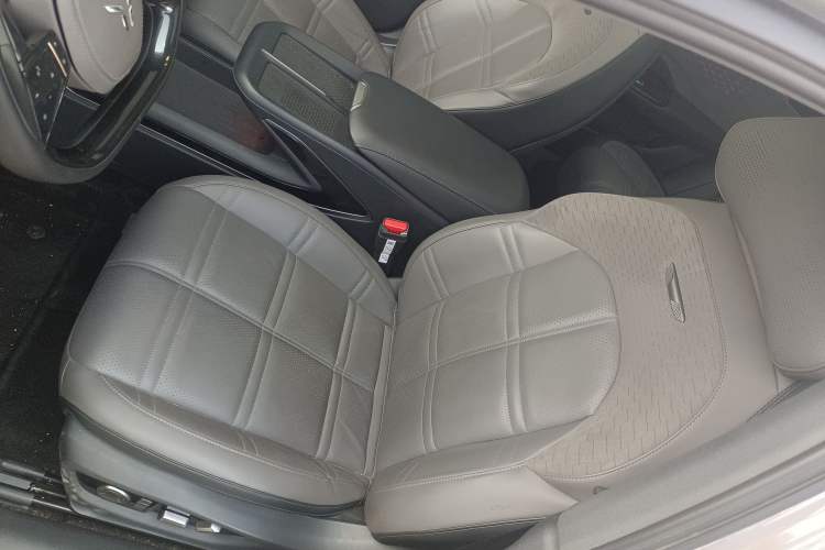Used Hongqi EH7 2024 760 Pro+ Four-Wheel Drive Version Left Front Seat