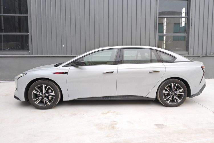 Used Hongqi EH7 2024 690 Pro Left Side
