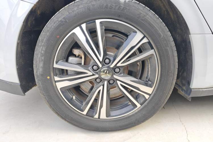 Used Hongqi EH7 2024 690 Pro Right Rear Wheel Hub