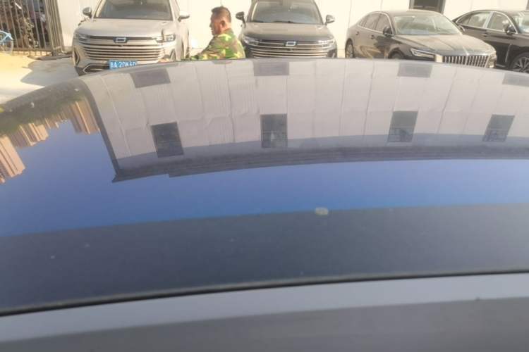 Used Hongqi EH7 2024 760 Pro+ Four-Wheel Drive Version Roof