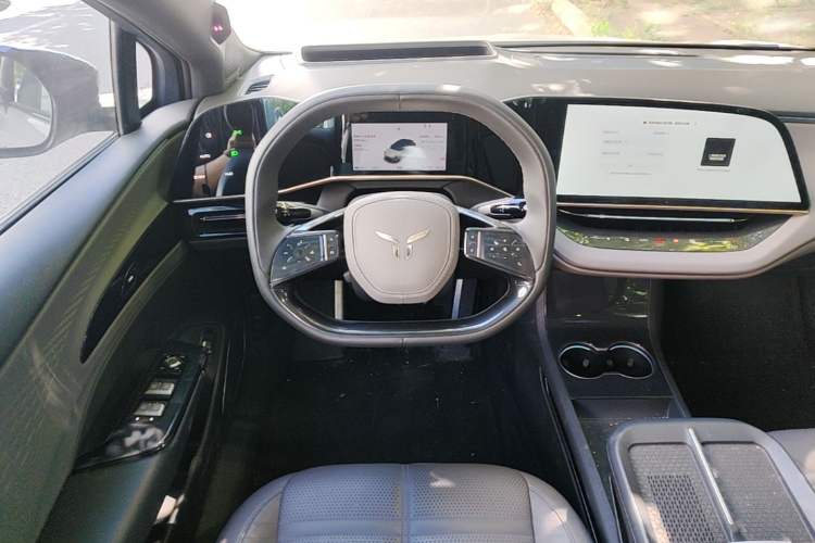 Used Hongqi EH7 2024 760 Pro+ Four-Wheel Drive Version Steering Wheel