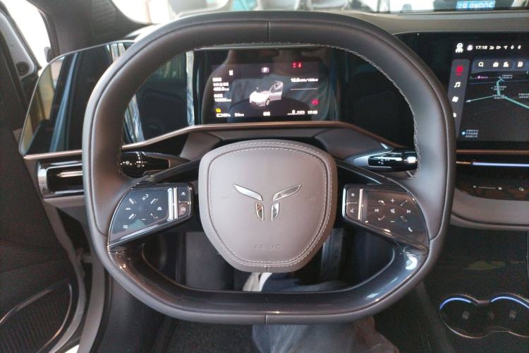 Used Hongqi EH7 2024 690 Pro Steering Wheel