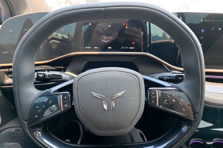 Used Hongqi EH7 2024 760 Pro+ Four-Wheel Drive Version Steering Wheel