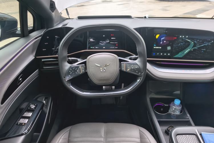 Used Hongqi EH7 2024 760 Pro+ Four-Wheel Drive Version Steering Wheel